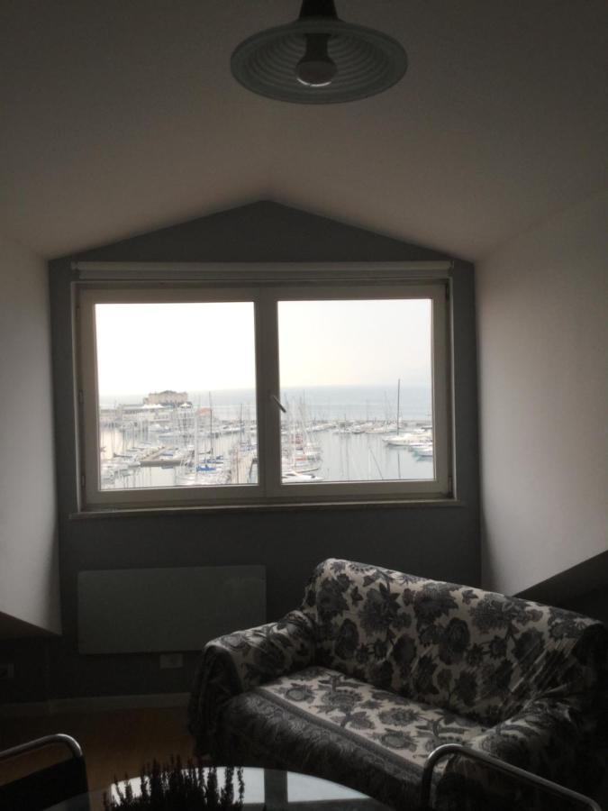 Ferienwohnung Mansarda Centrale Vista Mare Triest Exterior foto